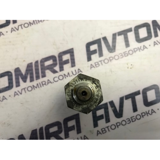 Датчик тиску масла Opel Zafira B 1.6 16V 2005-2011 55354325
